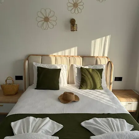 Goekkusagi Aparthotel *
